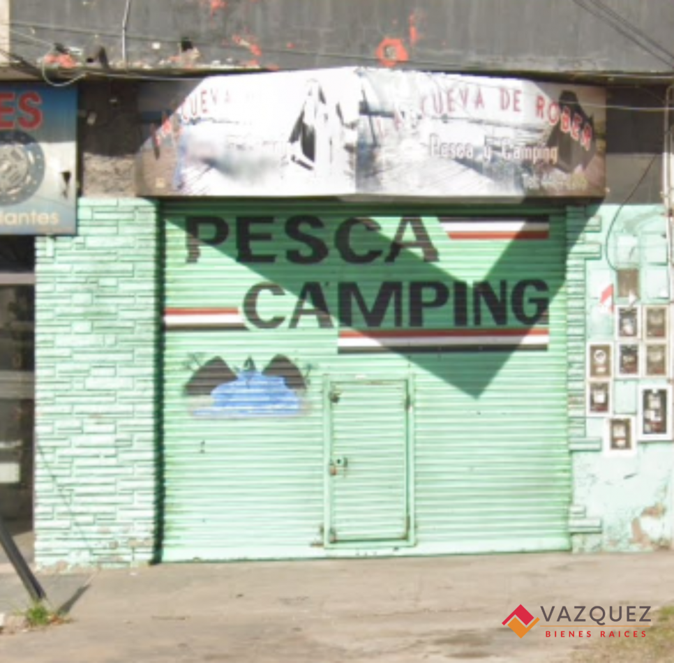 Local Sobre Avenida Camino de Cintura