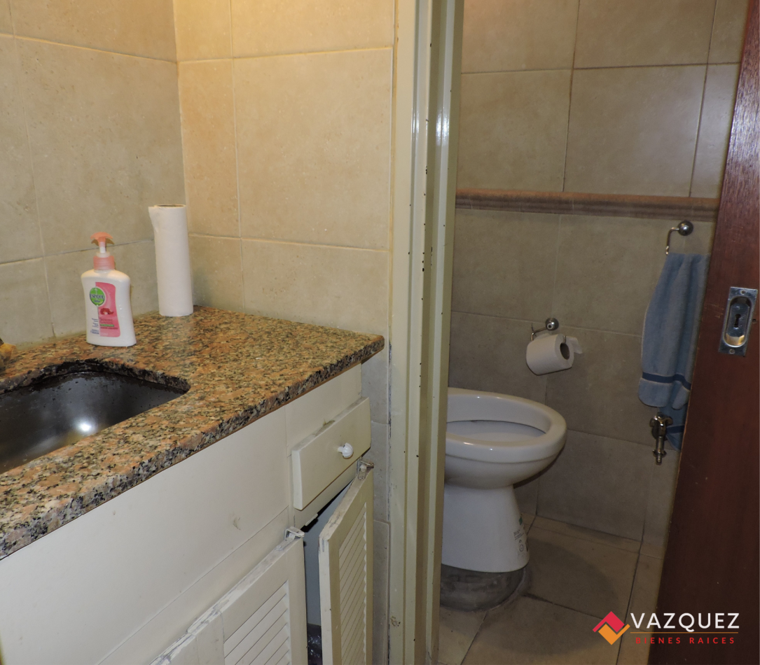 Oficina con Cochera Ideal Consultorio 