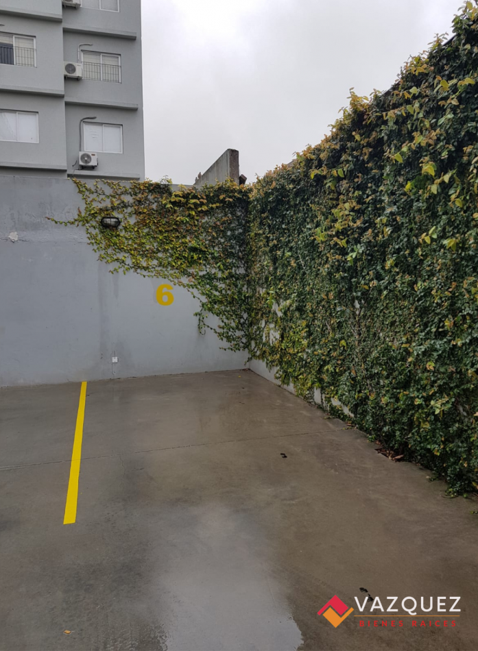 Moderna Oficina Con Cochera. Financiacion