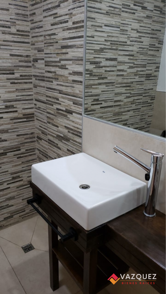 Oficina en Moderno Edificio  