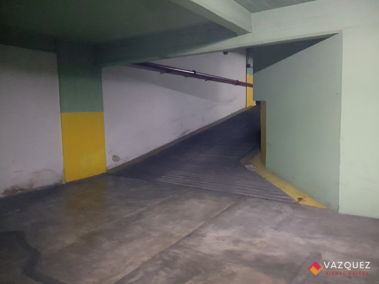 Cochera Cubierta Centro de Moron