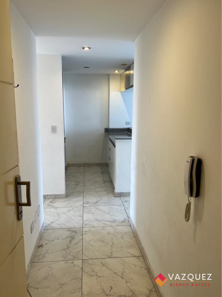 Departamento Dos Ambientes con Cochera