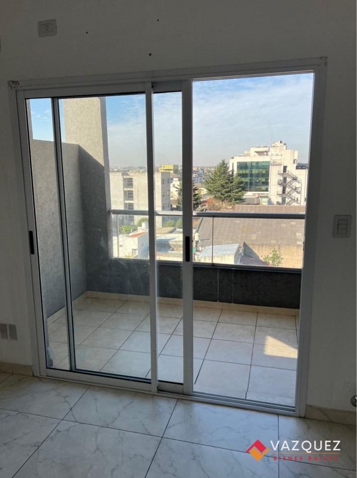 Departamento Dos Ambientes con Cochera