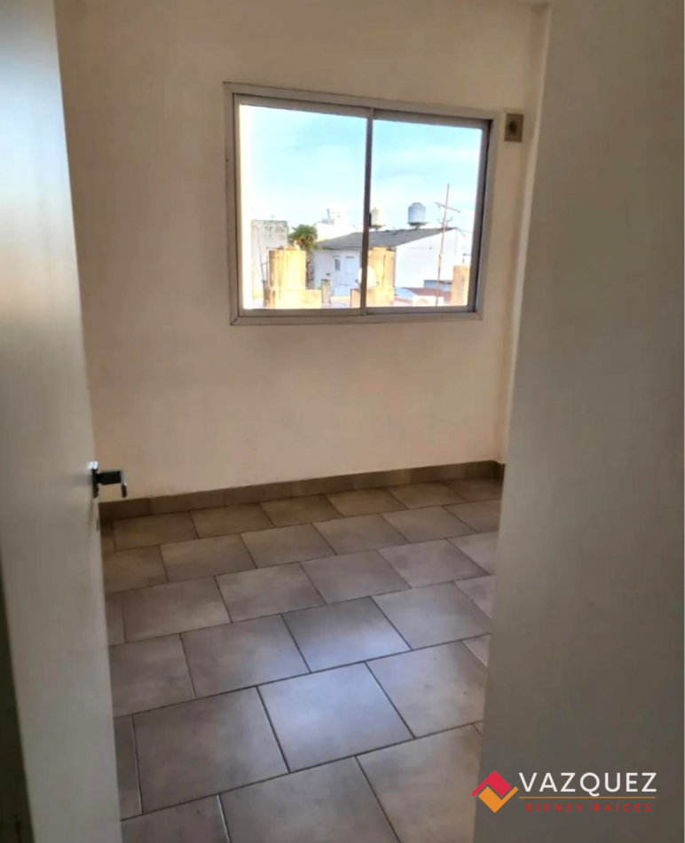 Departamento 2 ambientes con cochera Ramos Mejia